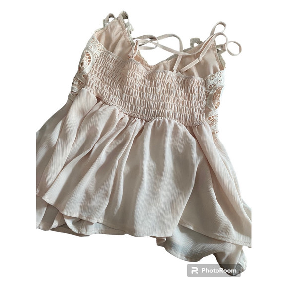 Feager Ivory Lace Top - Picture 2 of 8